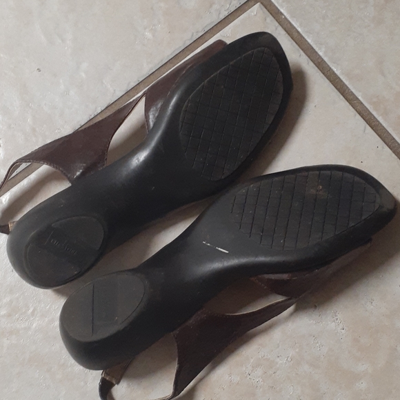 Brown Sandals - Picture 4 of 4